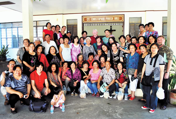 Fr. Andrei and parishioners on the pilgrimage